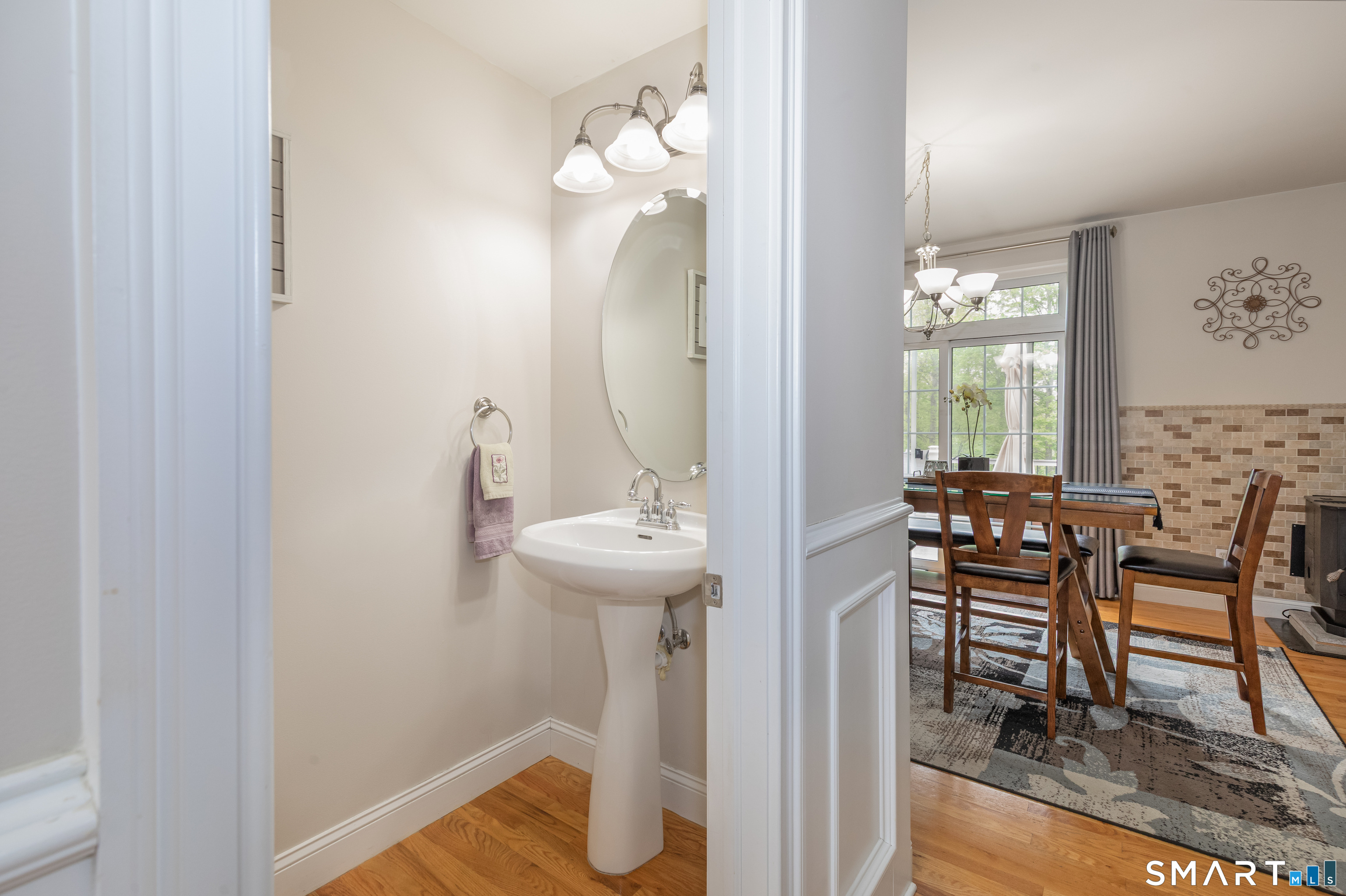 12 Davis Road Oxford CT 06478