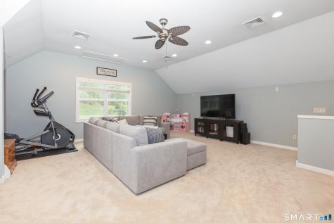 12 Davis Road Oxford CT 06478