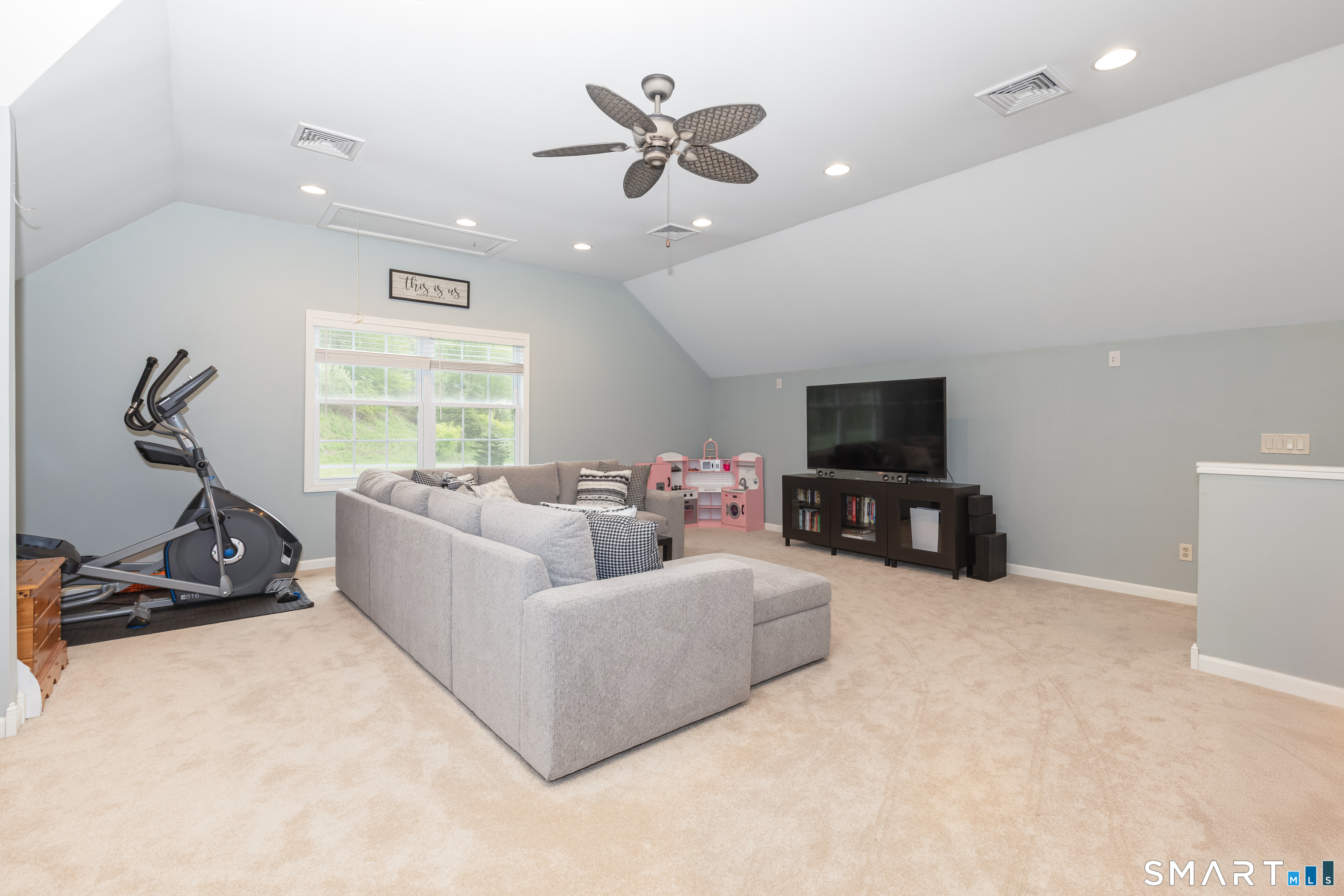 12 Davis Road Oxford CT 06478
