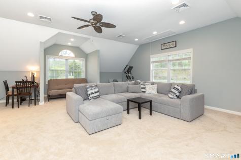 12 Davis Road Oxford CT 06478