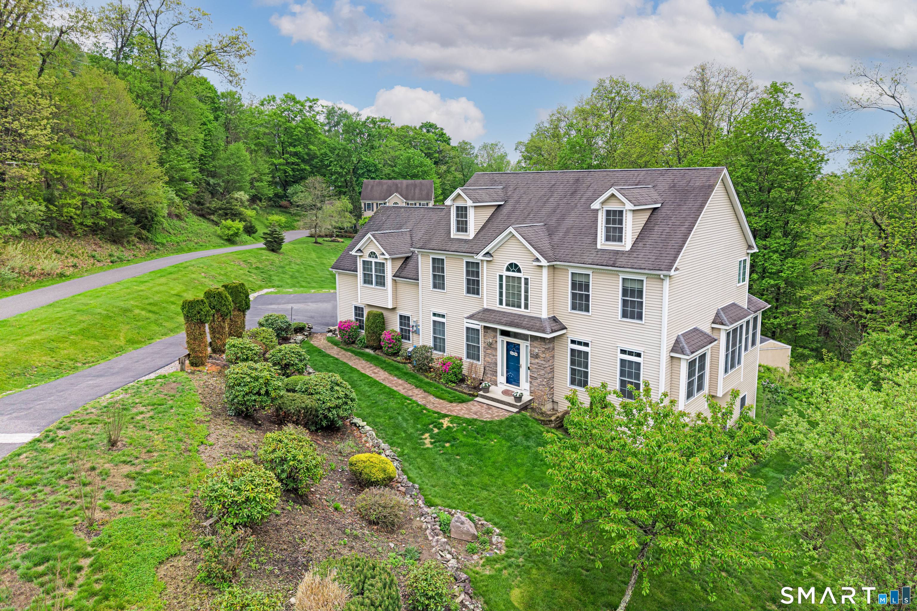 12 Davis Road Oxford CT 06478