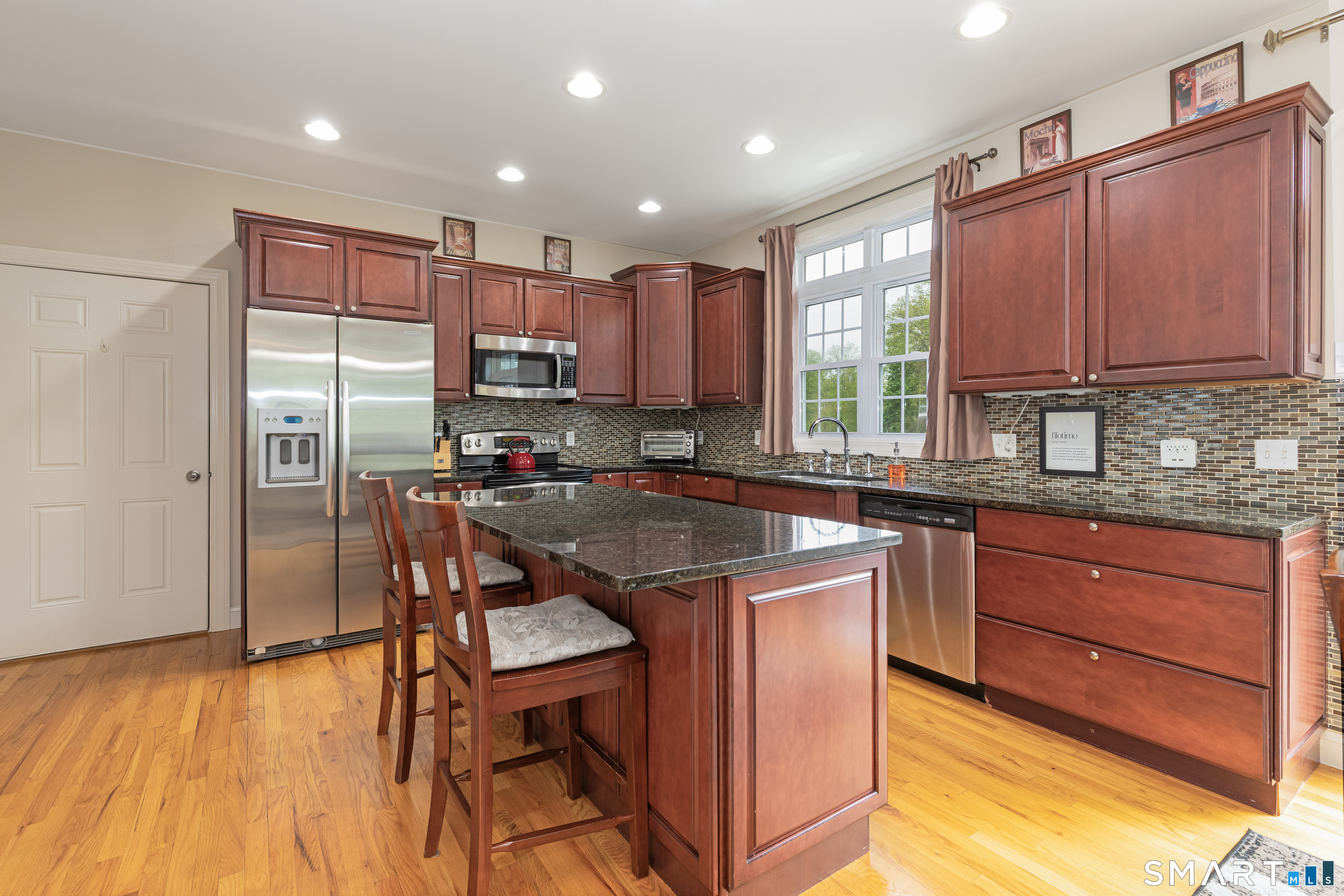 12 Davis Road Oxford CT 06478