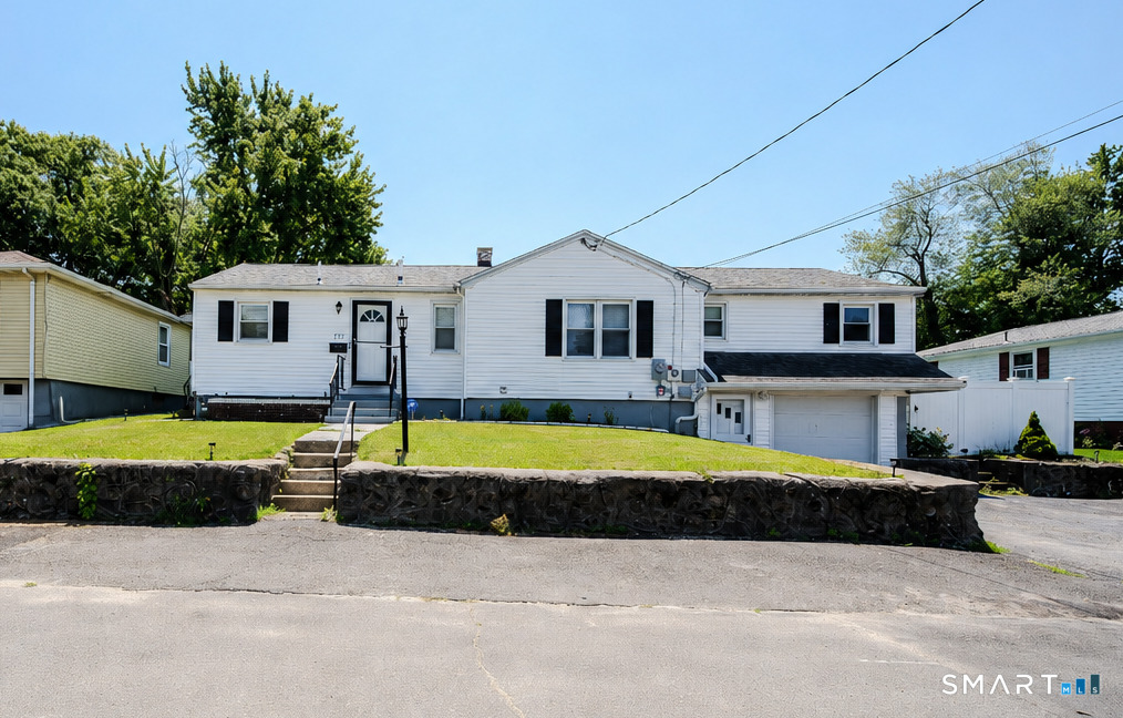 869 Washington Ave Extension Waterbury CT 06708