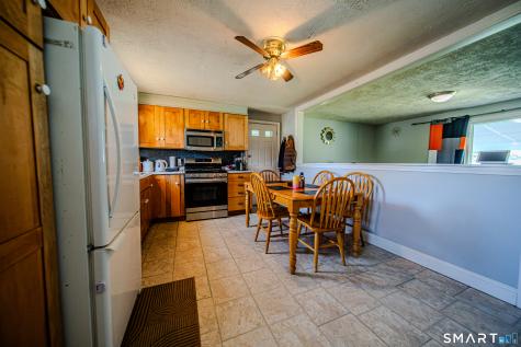 869 Washington Ave Extension Waterbury CT 06708
