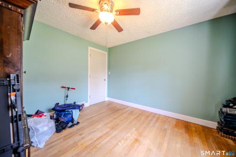 869 Washington Ave Extension Waterbury CT 06708