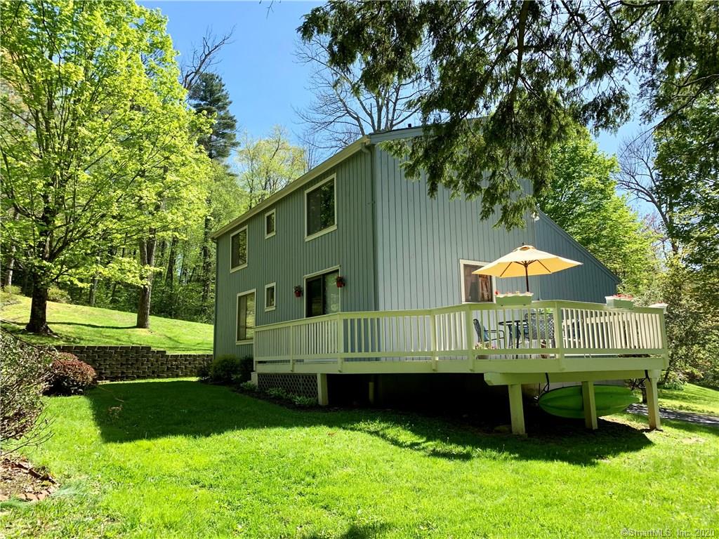 16 Robin Drive Barkhamsted CT 06063