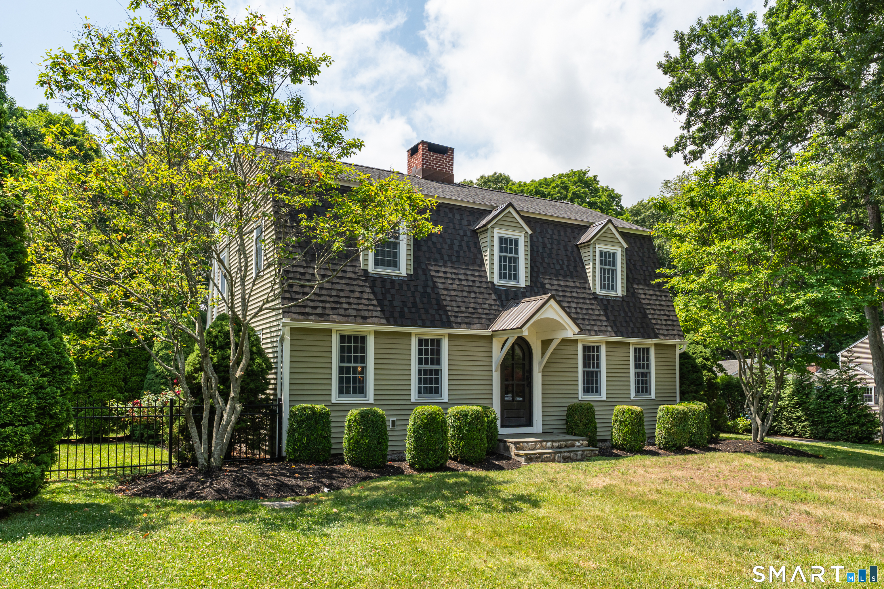 33 River Edge Farms Road Madison CT 06443