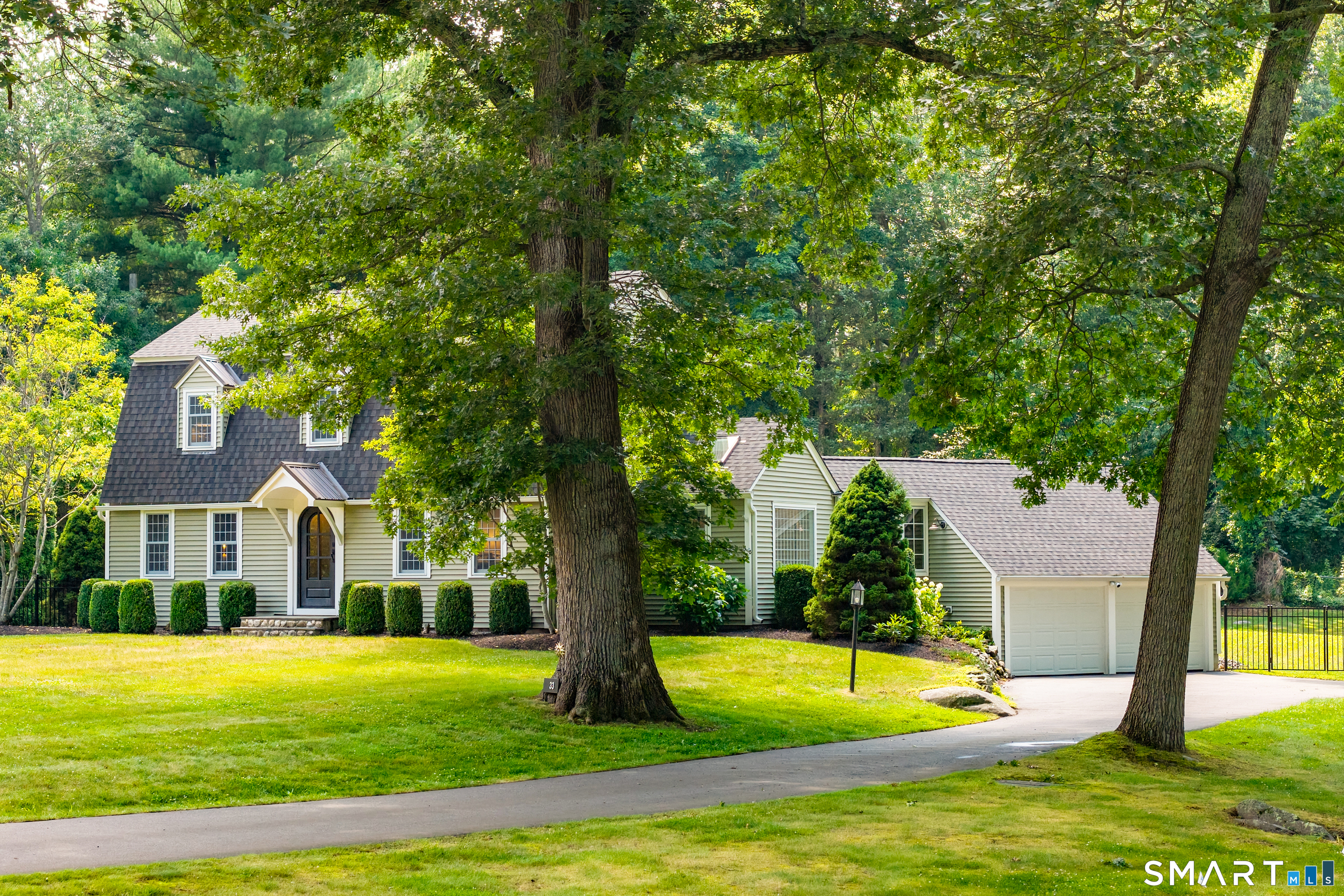 33 River Edge Farms Road Madison CT 06443