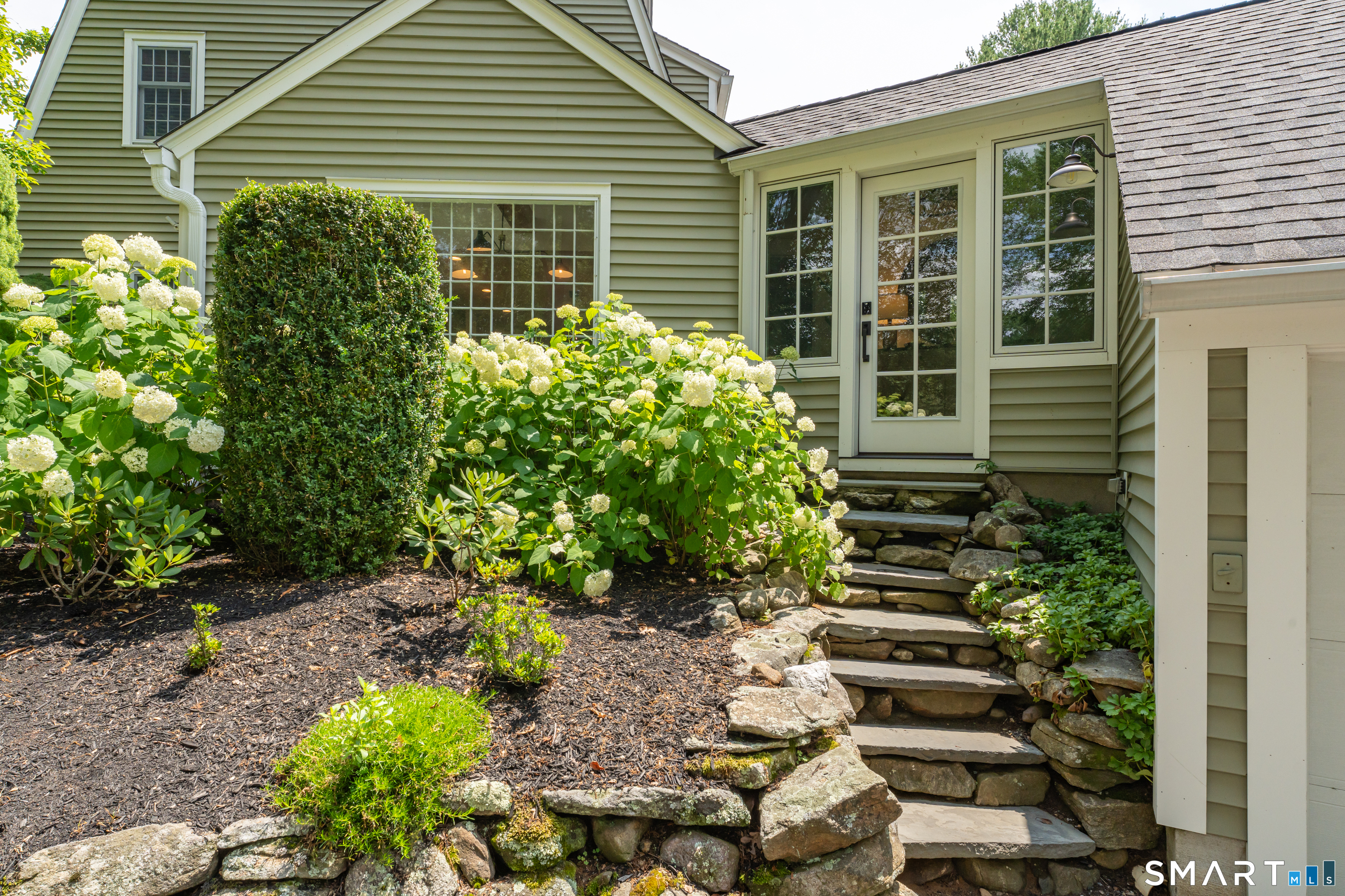 33 River Edge Farms Road Madison CT 06443