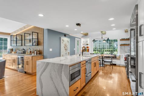 33 River Edge Farms Road Madison CT 06443
