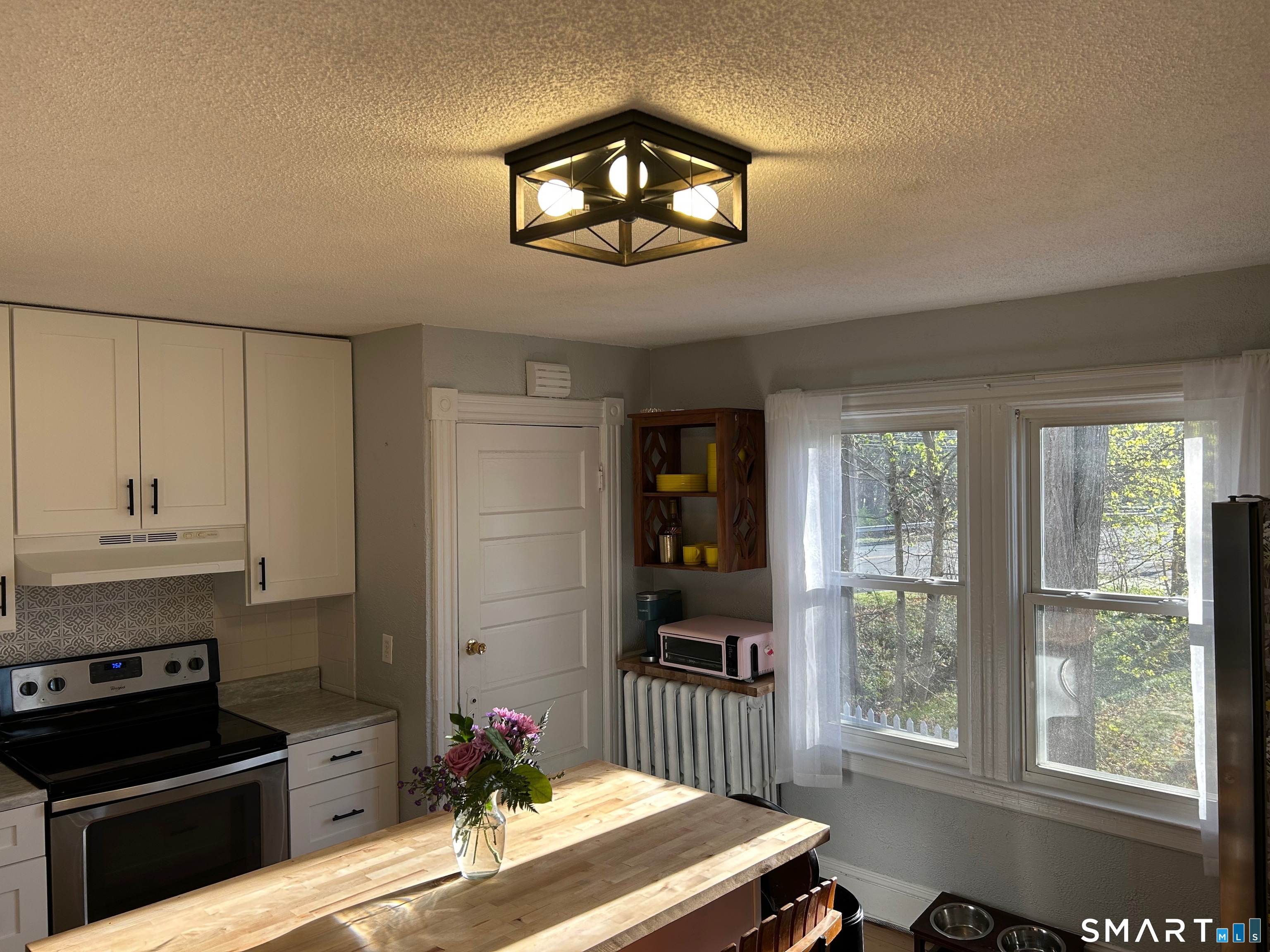 2593 Albany Avenue West Hartford CT 06117