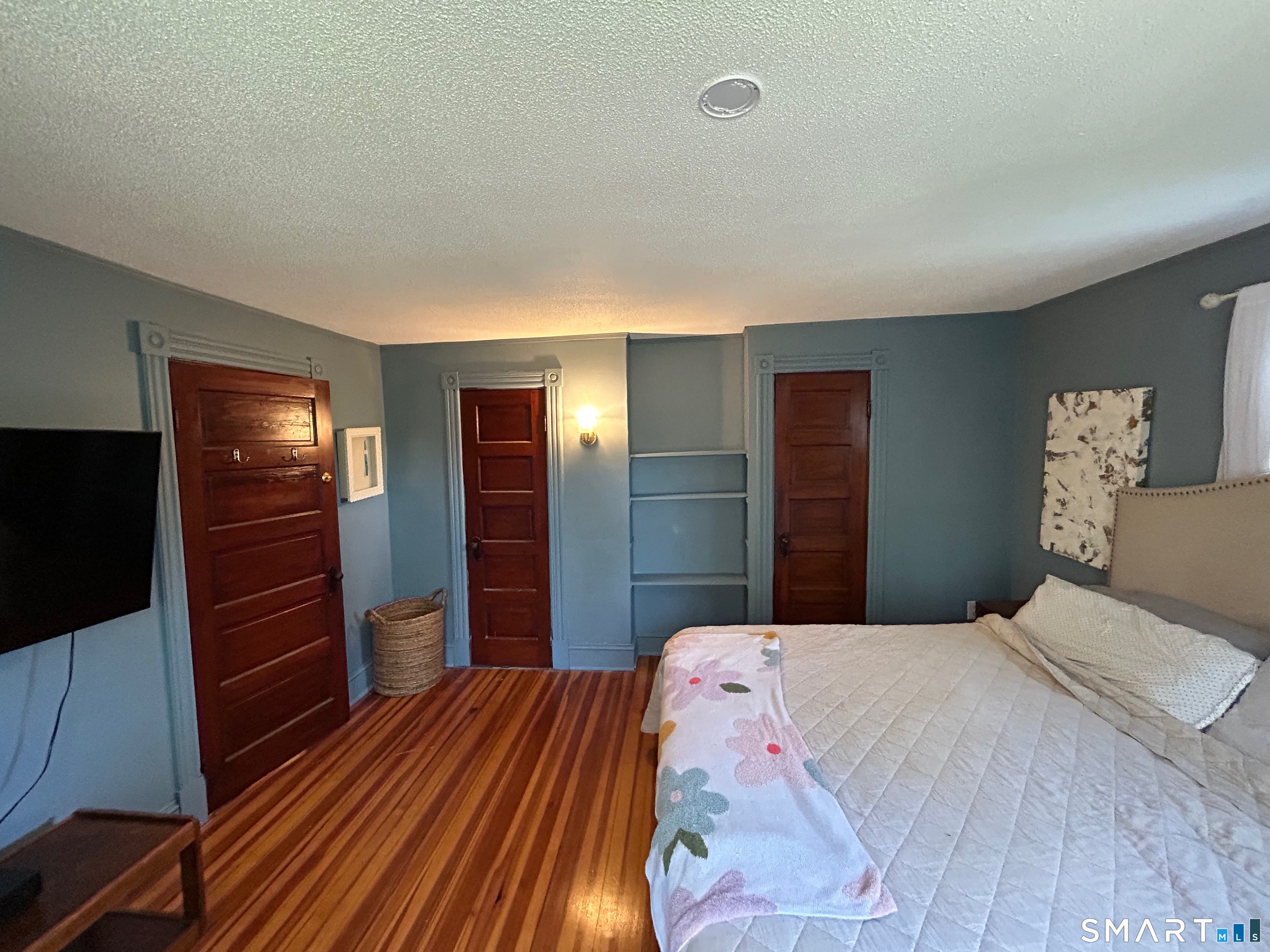 2593 Albany Avenue West Hartford CT 06117