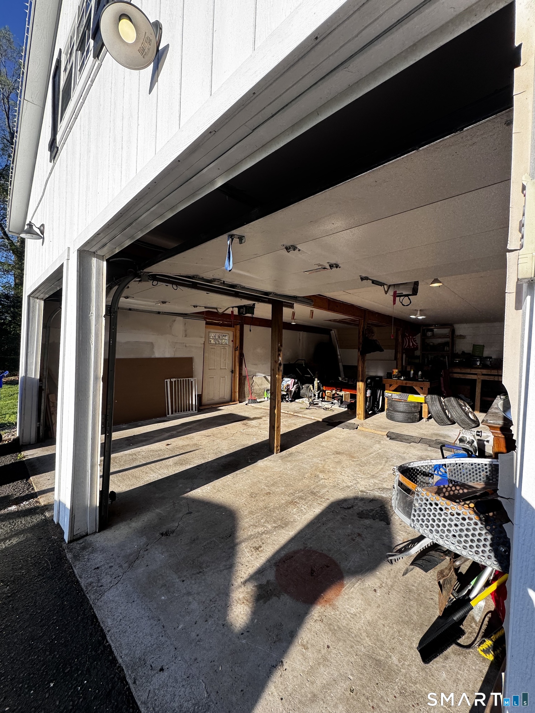 2593 Albany Avenue West Hartford CT 06117