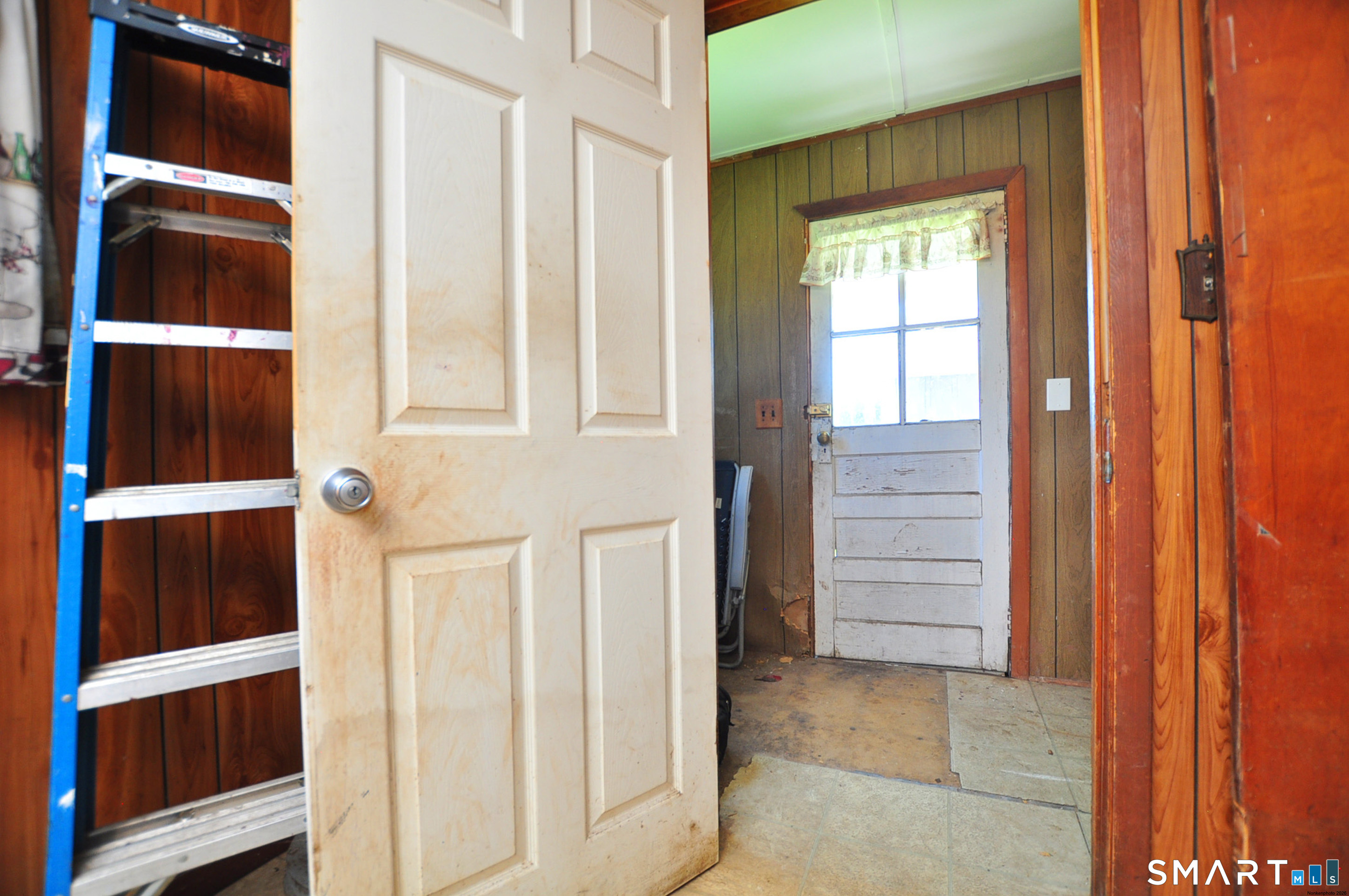 195 South Main Street East Granby CT 06026