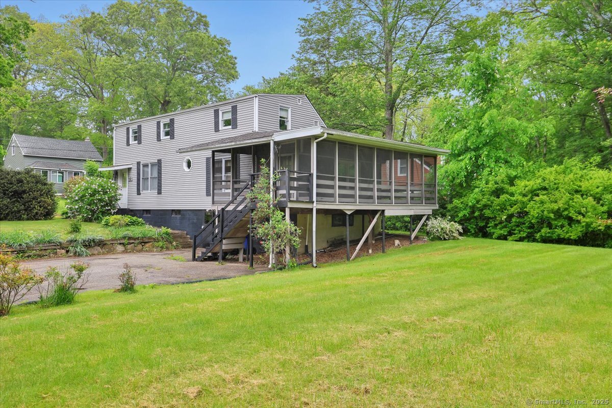 28 Arlington Road Coventry CT 06238