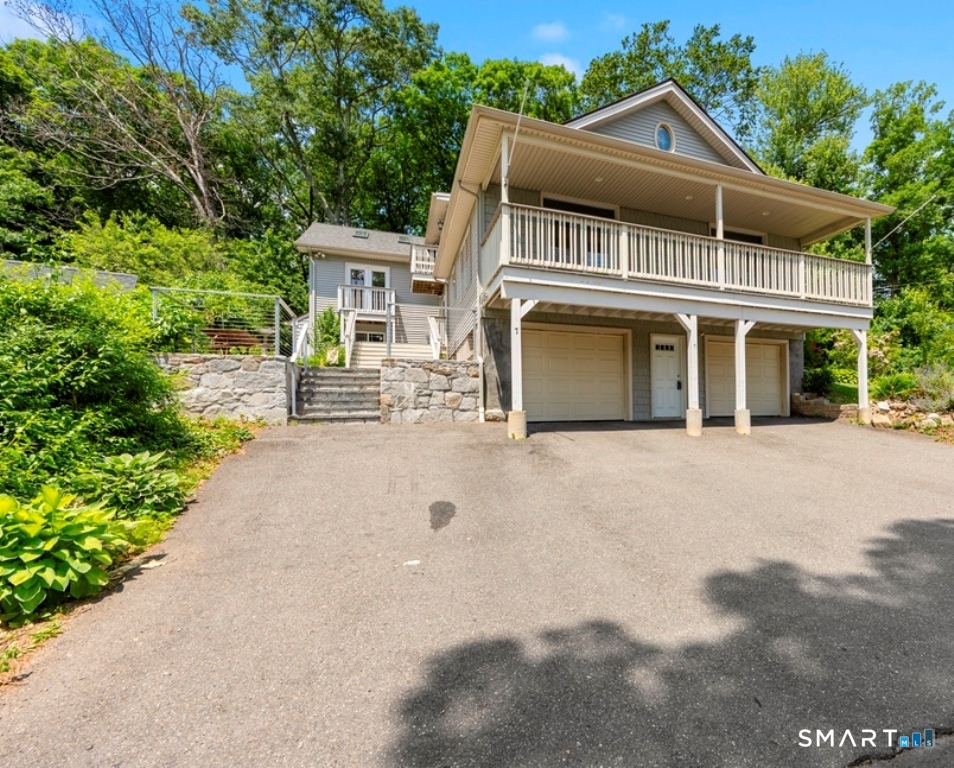 7 Pratt Lane Wolcott CT 06716
