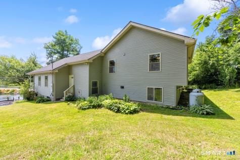 7 Pratt Lane Wolcott CT 06716