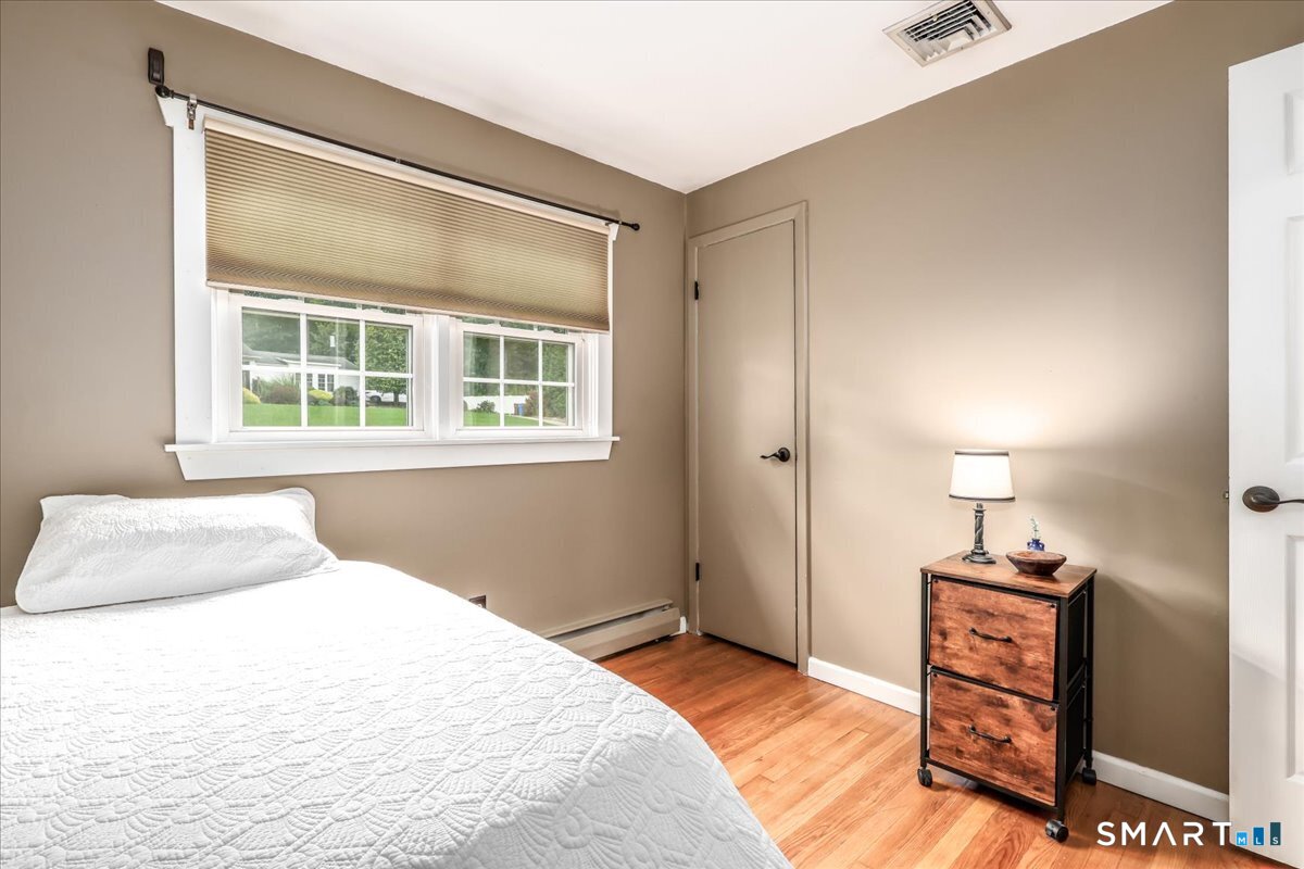 12 Cedarwood Lane Shelton CT 06484