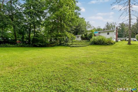 12 Cedarwood Lane Shelton CT 06484