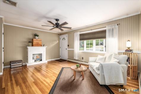 12 Cedarwood Lane Shelton CT 06484