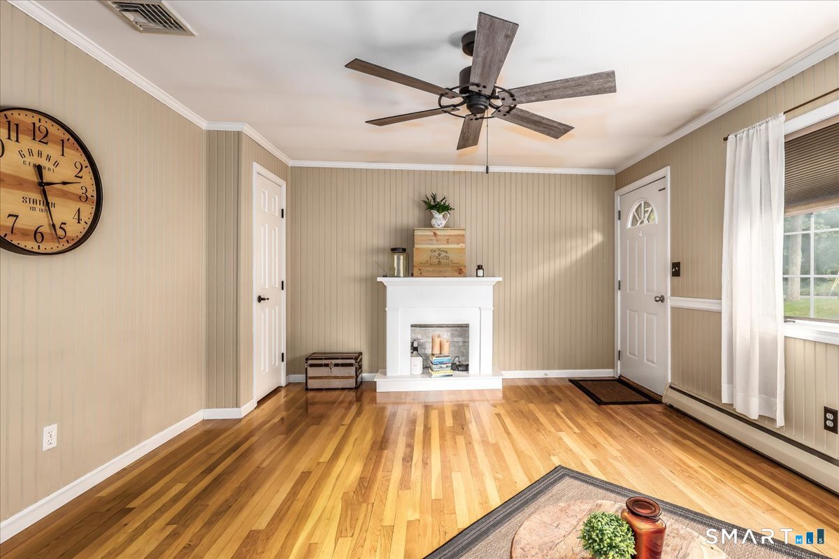 12 Cedarwood Lane Shelton CT 06484