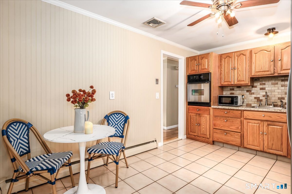 12 Cedarwood Lane Shelton CT 06484