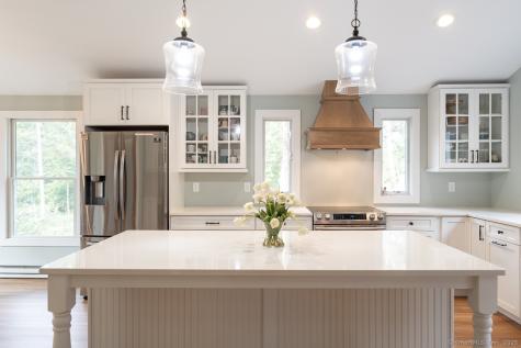 147 Pequot Avenue Groton CT 06355