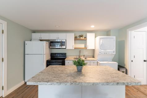 147 Pequot Avenue Groton CT 06355