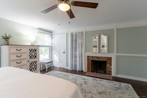 147 Pequot Avenue Groton CT 06355