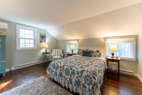 147 Pequot Avenue Groton CT 06355