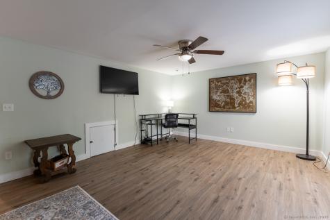 147 Pequot Avenue Groton CT 06355