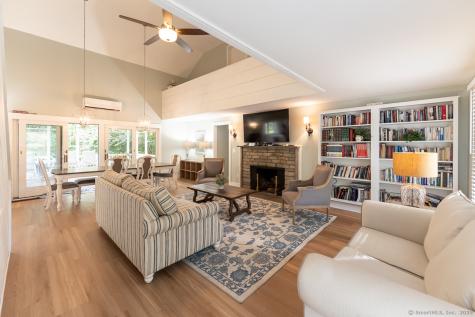 147 Pequot Avenue Groton CT 06355