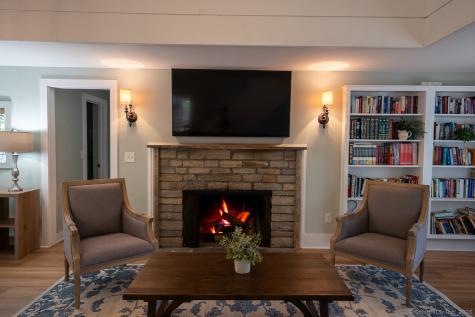 147 Pequot Avenue Groton CT 06355