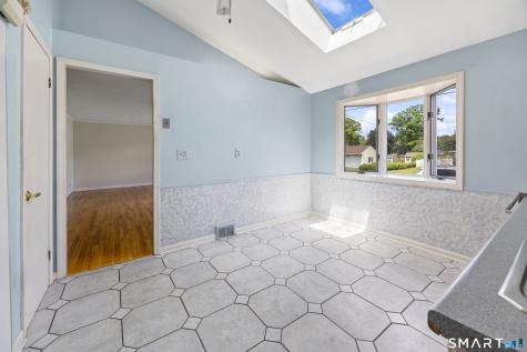 6 Virginia Road North Branford CT 06471