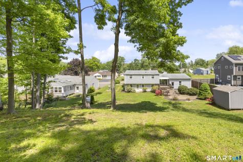6 Virginia Road North Branford CT 06471