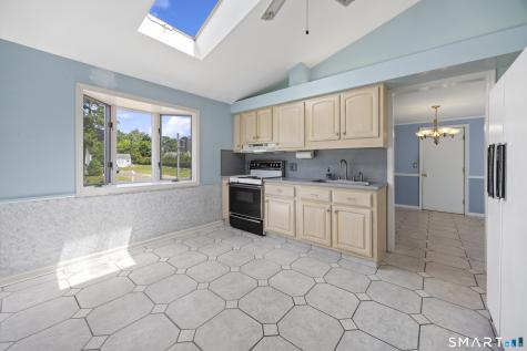 6 Virginia Road North Branford CT 06471