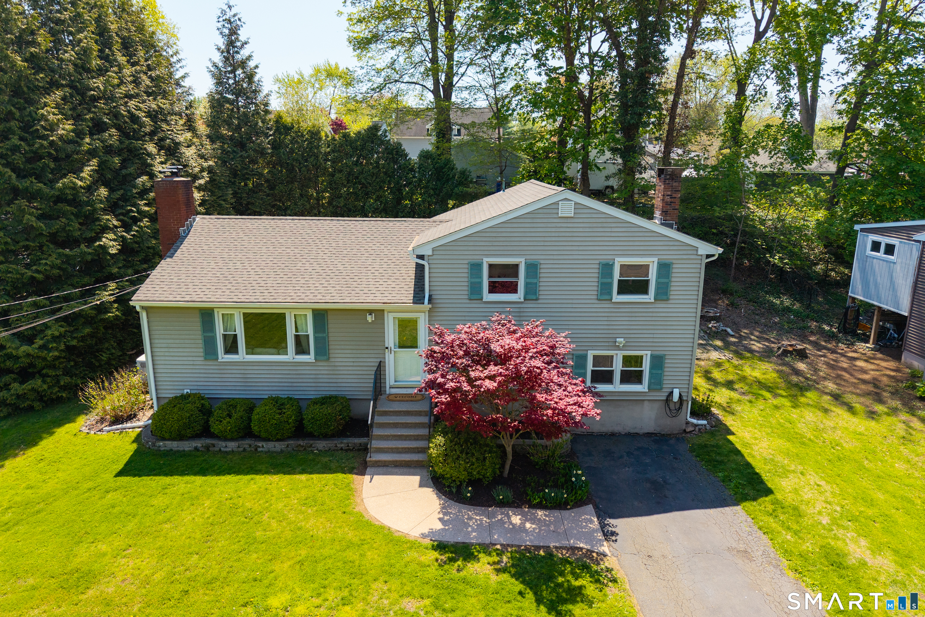 44 Palmer Woods Circle Branford CT 06405
