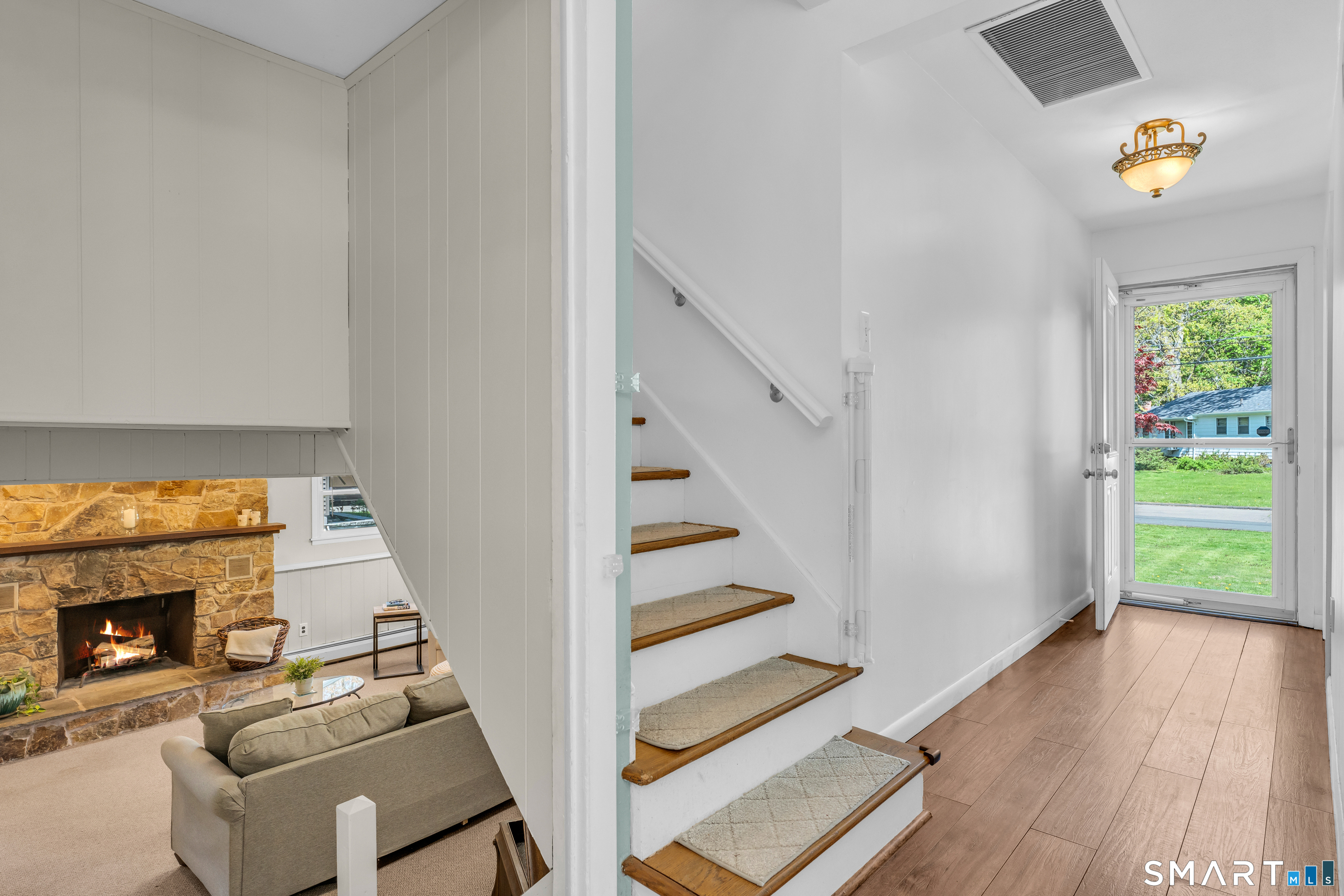44 Palmer Woods Circle Branford CT 06405
