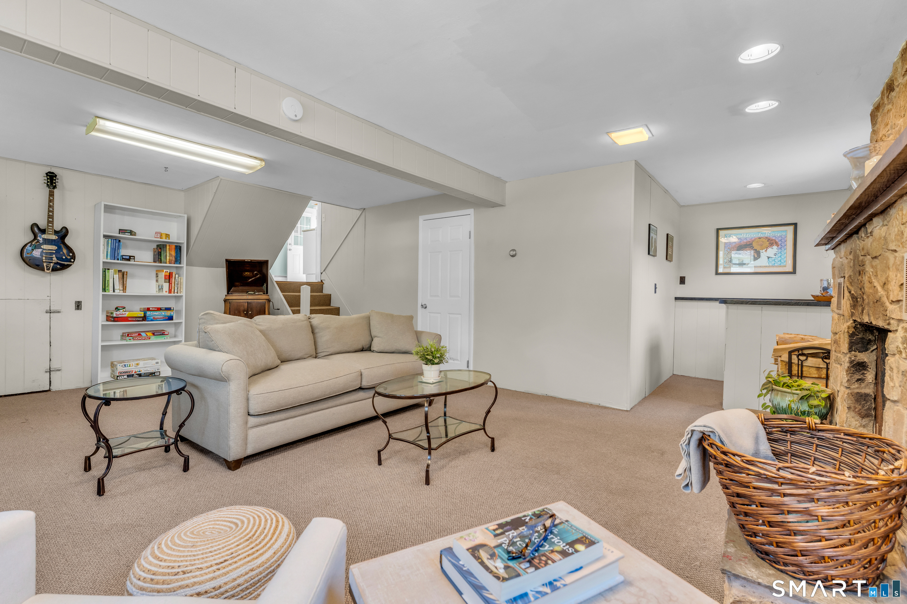 44 Palmer Woods Circle Branford CT 06405