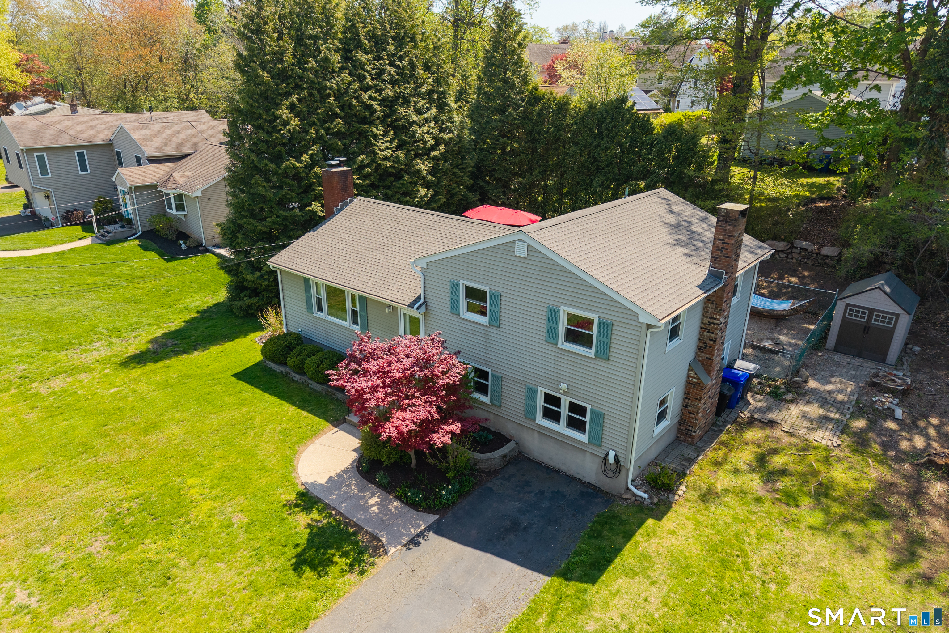 44 Palmer Woods Circle Branford CT 06405