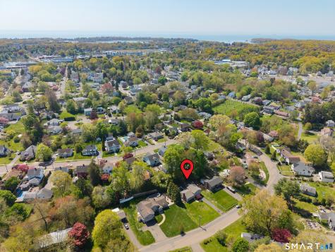 44 Palmer Woods Circle Branford CT 06405