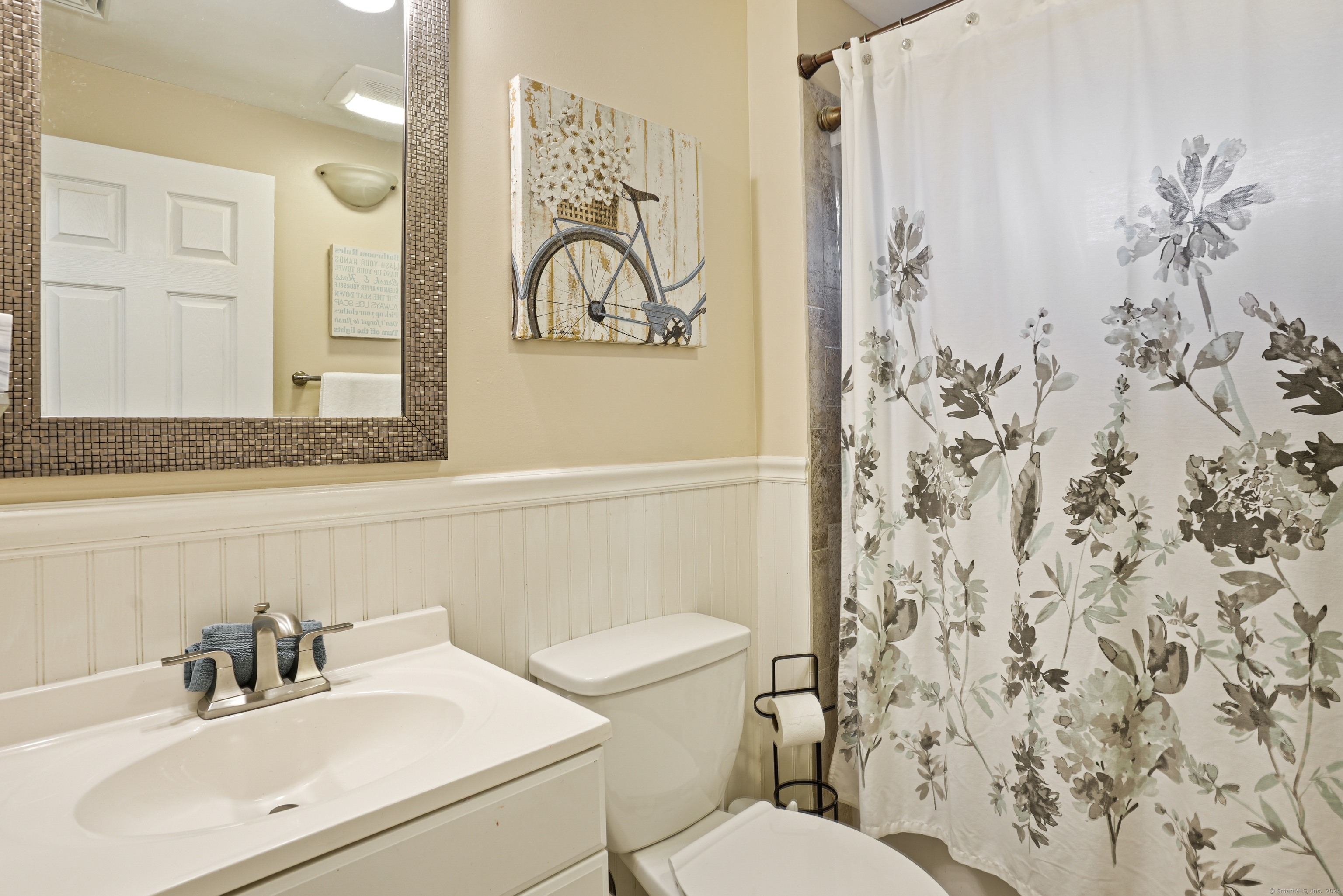 217 Macon Drive Bridgeport CT 06606