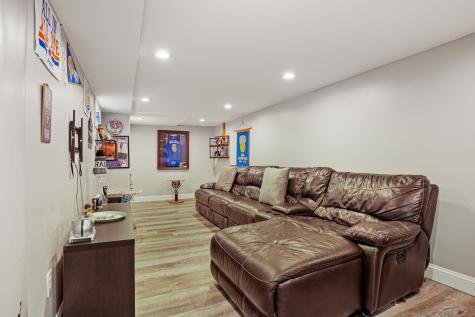 217 Macon Drive Bridgeport CT 06606