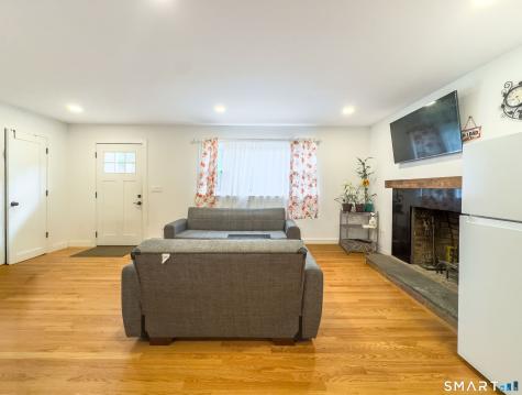 26 Mabel Avenue Danbury CT 06811