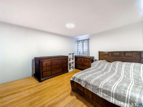 26 Mabel Avenue Danbury CT 06811
