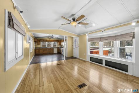 28 Nashua Street Norwich CT 06360