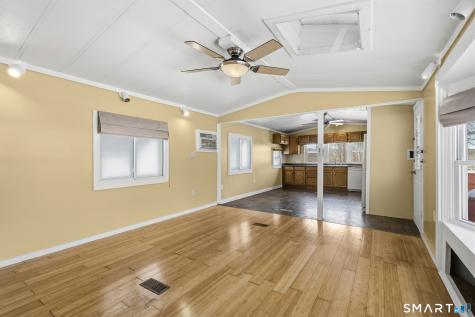 28 Nashua Street Norwich CT 06360