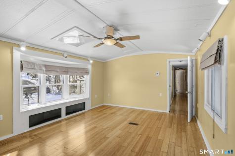 28 Nashua Street Norwich CT 06360