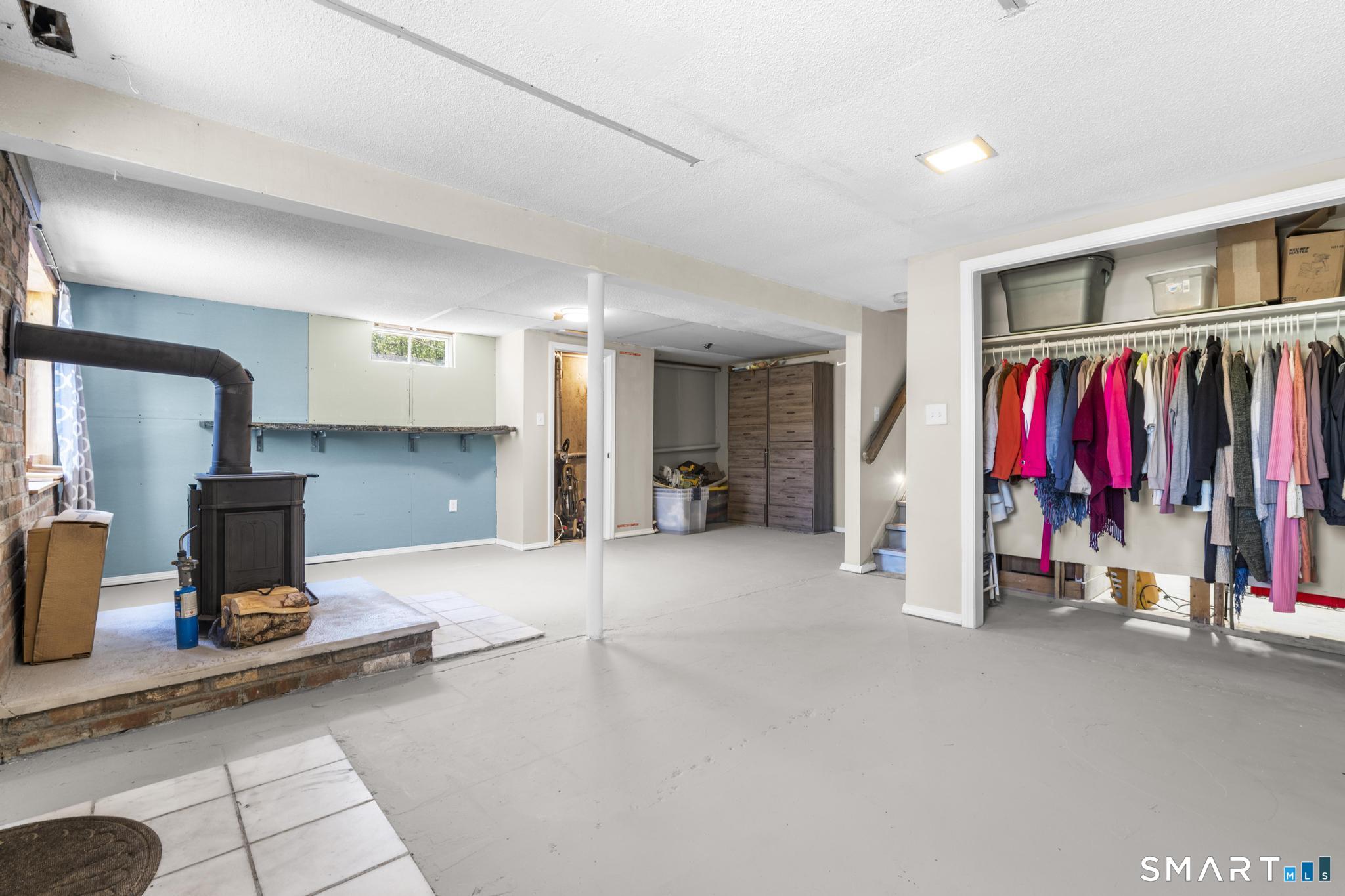 10 Sharp Hill Road Montville CT 06382