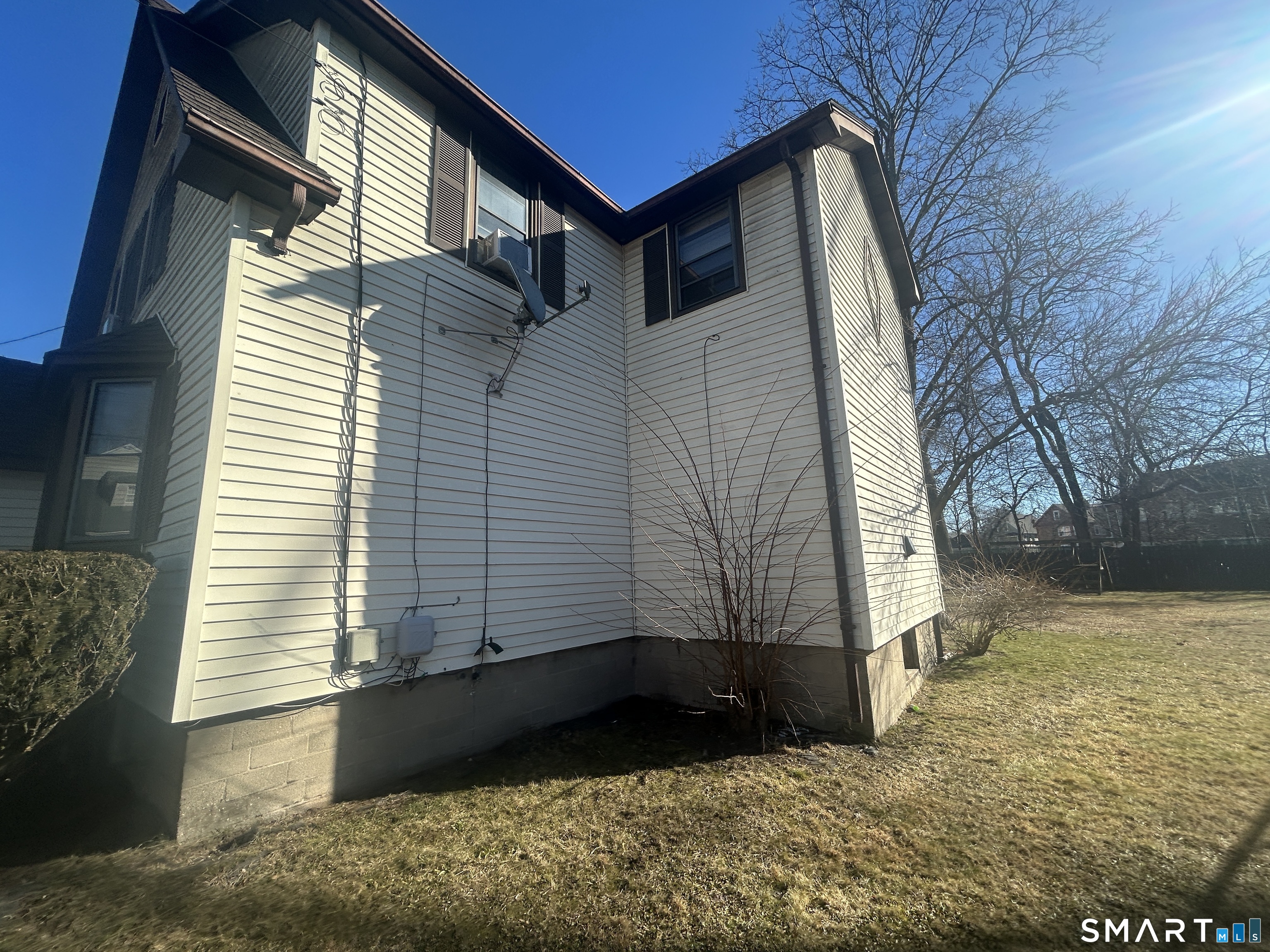 51 Daniel Street East Hartford CT 06108